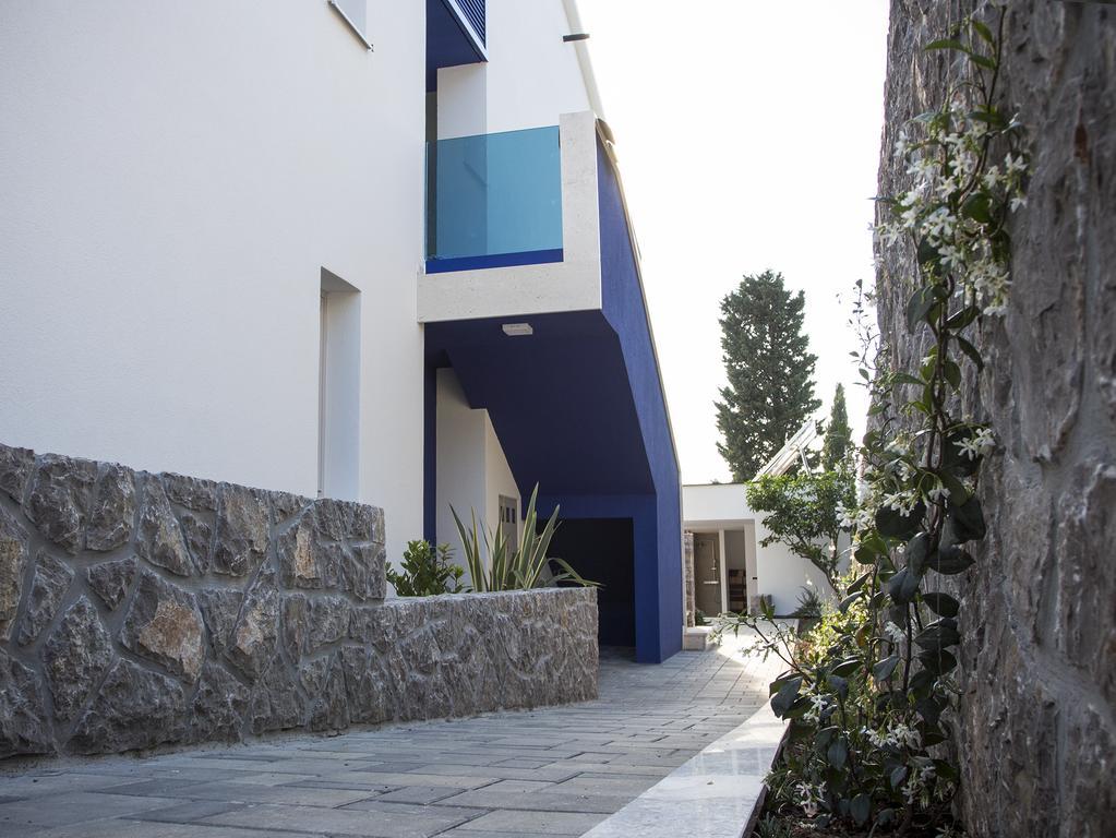 Apartments Petra Njivice Exterior foto