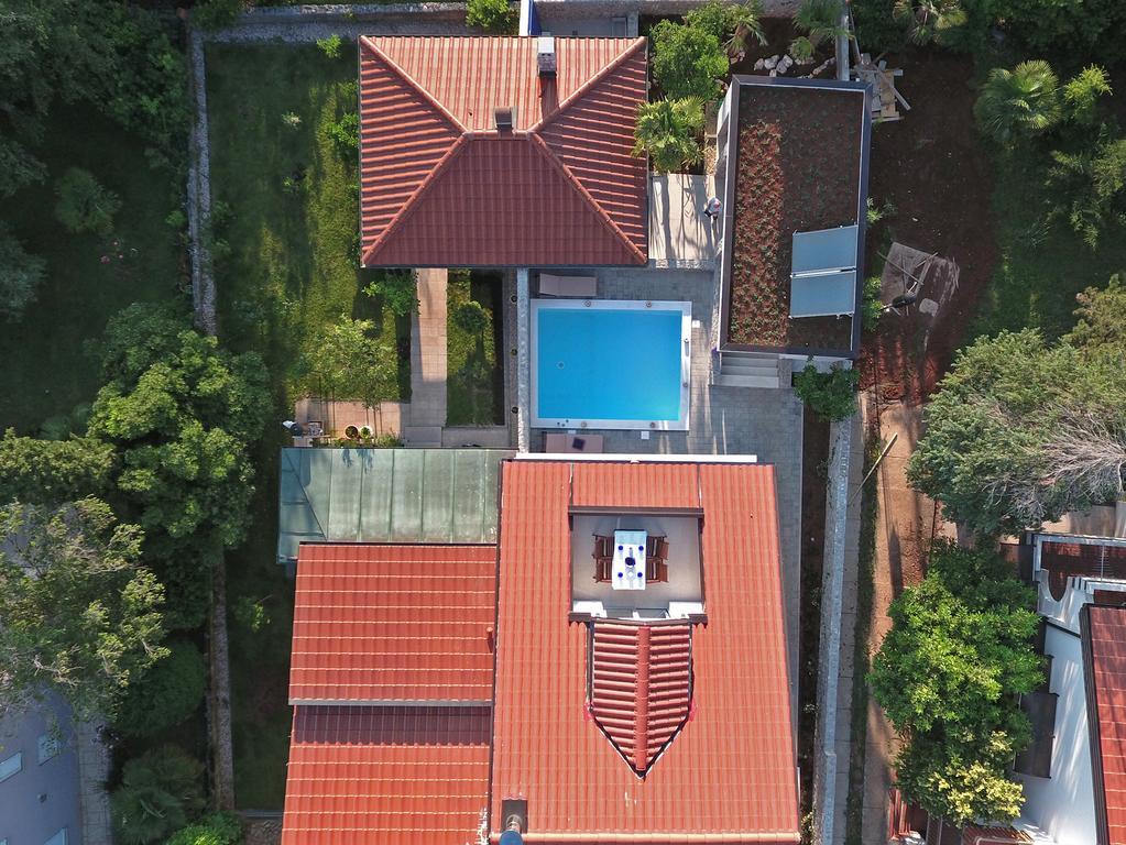 Apartments Petra Njivice Exterior foto